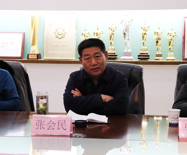 华亿(中国)一站式服务平台党委书记张会民.JPG